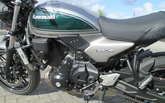 Gebrauchtmotorrad Kawasaki Z650 RS - Bild 4