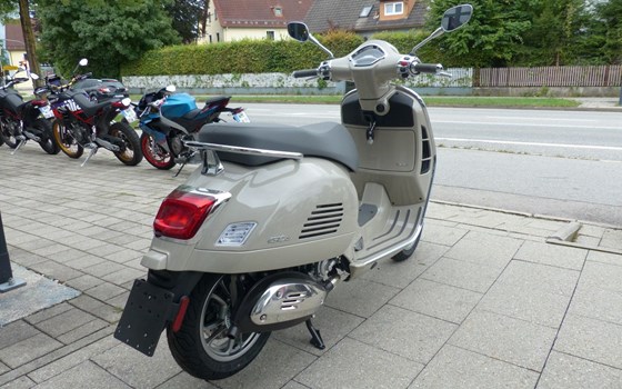 Neufahrzeug Vespa GTS 300 - Bild 12