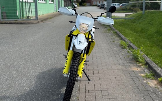 Gebrauchtmotorrad Husqvarna 701 Enduro - Bild 18