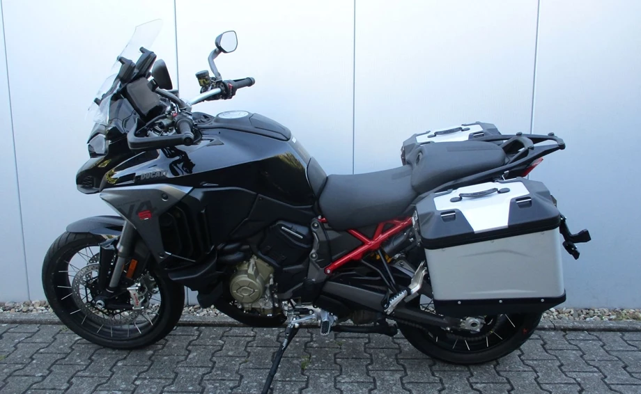 Angebot Ducati Multistrada V4 S Grand Tour Bild 4: Angebot Ducati Multistrada V4 S Grand Tour