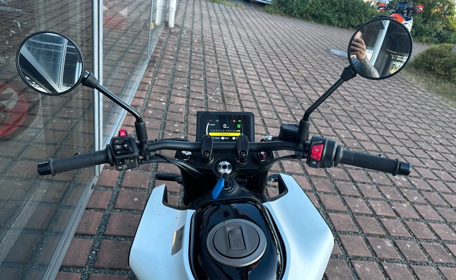 Angebot Husqvarna Vitpilen 401 Bild 11: Angebot Husqvarna Vitpilen 401