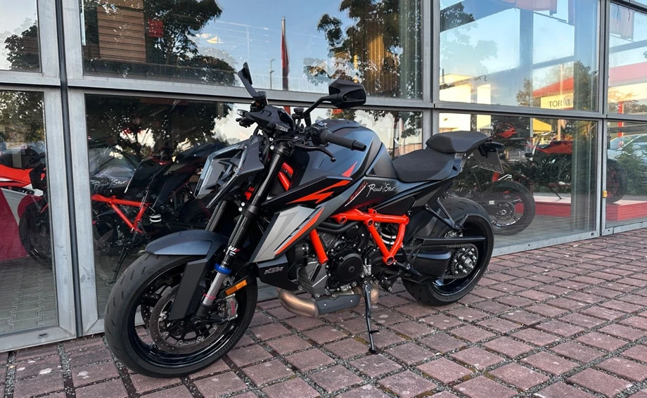 Angebot KTM 1390 Super Duke R EVO Bild 4: Angebot KTM 1390 Super Duke R EVO