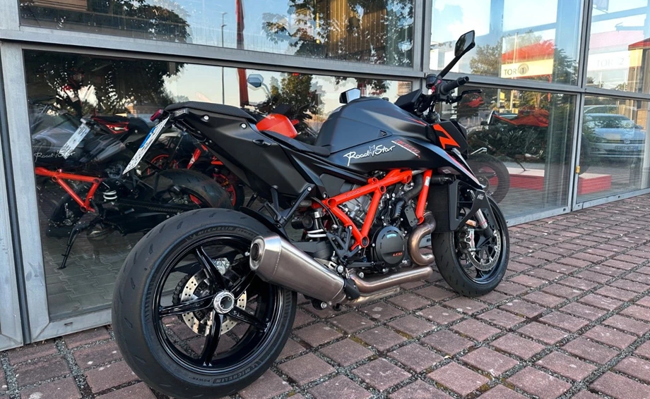 Angebot KTM 1390 Super Duke R EVO Bild 5: Angebot KTM 1390 Super Duke R EVO