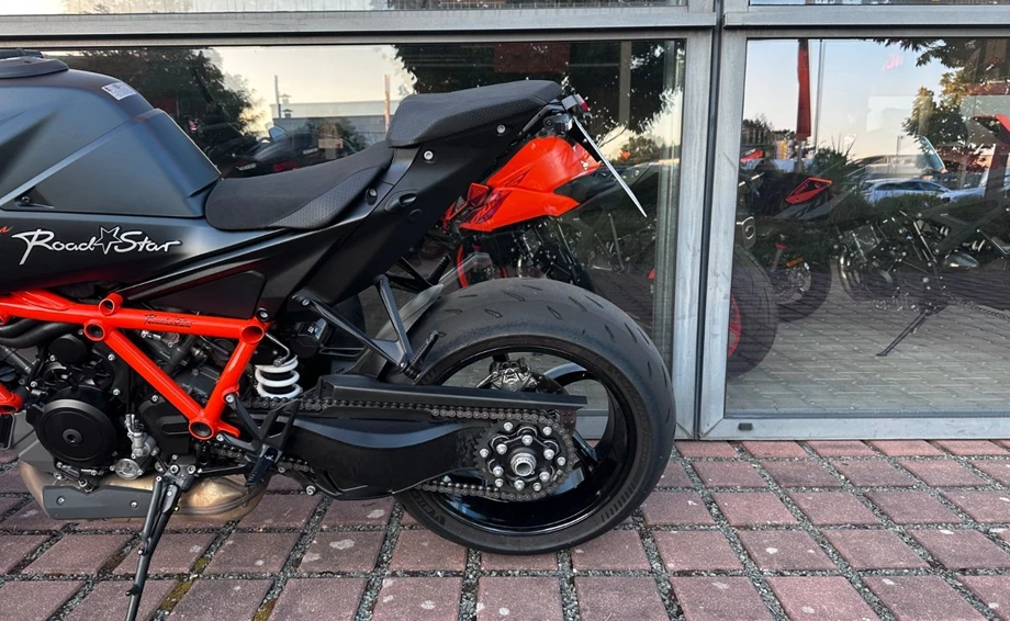 Angebot KTM 1390 Super Duke R EVO Bild 8: Angebot KTM 1390 Super Duke R EVO