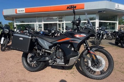 KTM 890 Adventure
