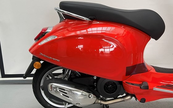 Neufahrzeug Vespa 125 Primavera - Bild 2