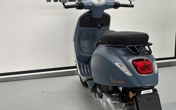 Neufahrzeug Vespa Primavera 125 Officina 8 - Bild 10