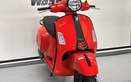 Neufahrzeug Vespa GTS 125 Super Sport - Bild 8