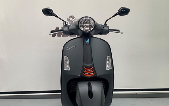 Neufahrzeug Vespa GTS 300 i.e. Super Sport - Bild 4