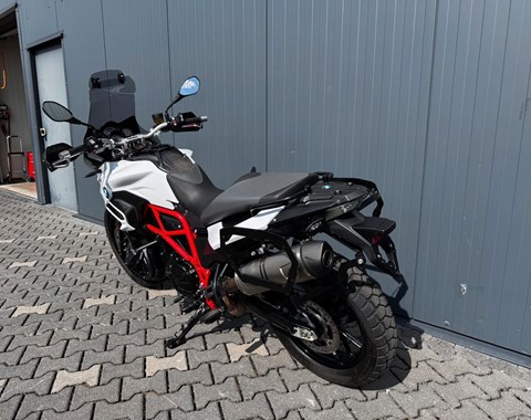 zum Vergrössern bitte anklicken!