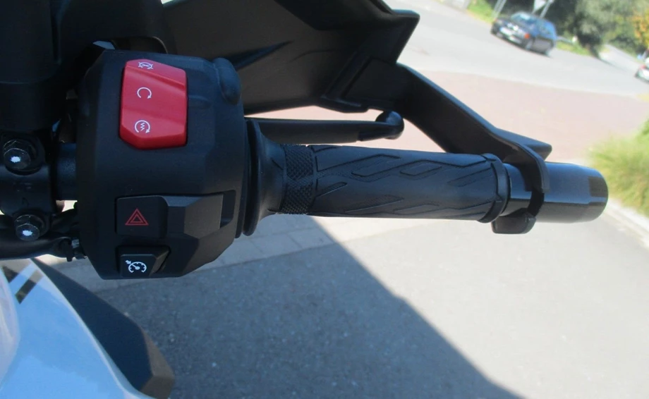 Angebot Suzuki V-Strom 1050DE Bild 12: Angebot Suzuki V-Strom 1050DE