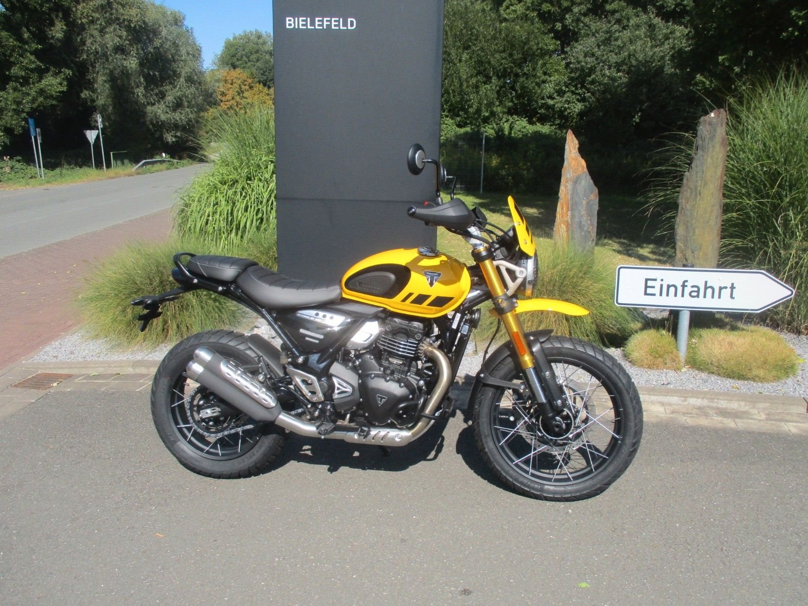 Triumph Scrambler 400 XC