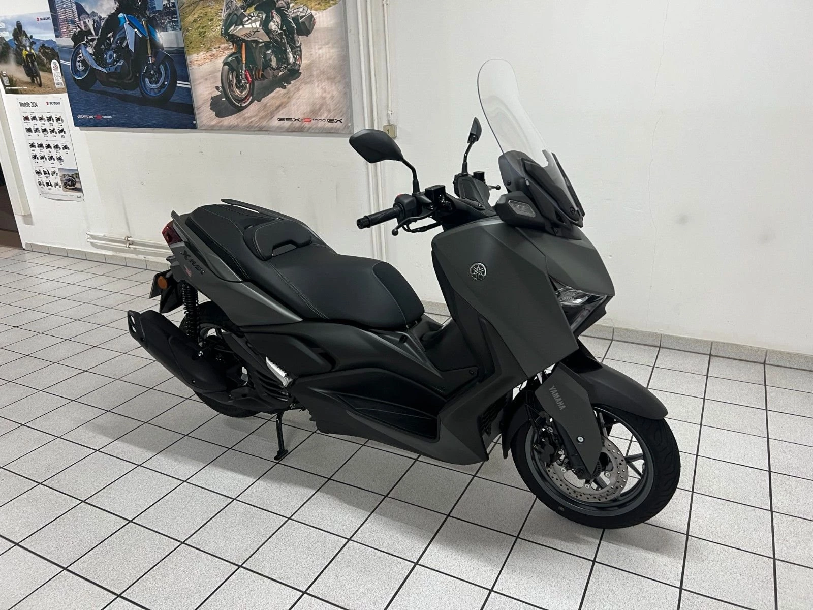 Yamaha XMAX 125