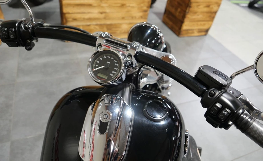 Angebot Harley-Davidson Softail Breakout FXSB Bild 10: Angebot Harley-Davidson Softail Breakout FXSB