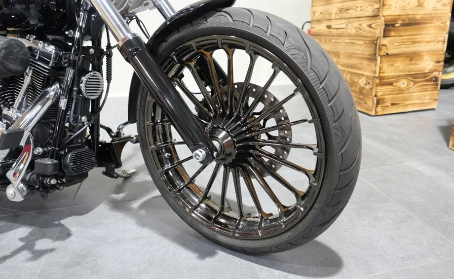 Angebot Harley-Davidson Softail Breakout FXSB Bild 5: Angebot Harley-Davidson Softail Breakout FXSB