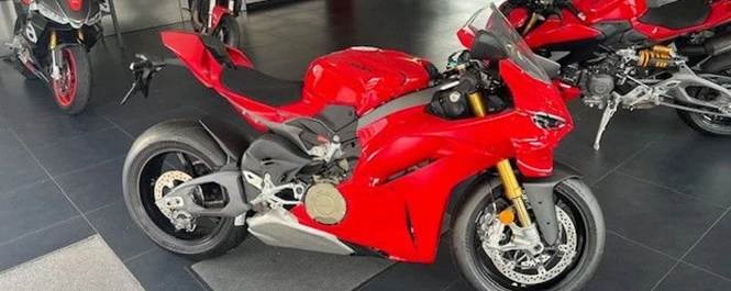 Ducati Panigale V4 S
