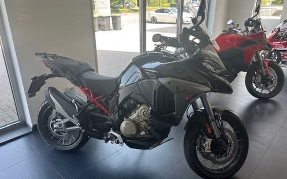 Gebrauchtmotorrad Ducati Multistrada V4 S - Bild 3