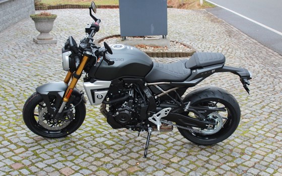 Neufahrzeug Suzuki GSX-8T - Bild 13