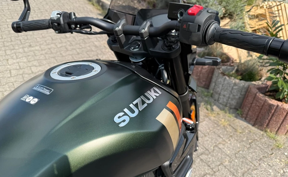 Angebot Suzuki GSX-8TT Bild 10: Angebot Suzuki GSX-8TT