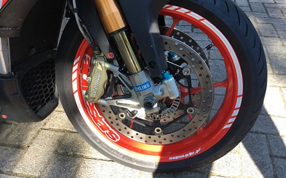 Gebrauchtmotorrad Aprilia Tuono V4 1100 Factory - Bild 8