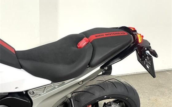 Gebrauchtmotorrad BMW R 1300 RS - Bild 6 Gebrauchtmotorrad BMW R 1300 RS - Bild 6