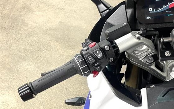 Gebrauchtmotorrad BMW R 1300 RS - Bild 9 Gebrauchtmotorrad BMW R 1300 RS - Bild 9