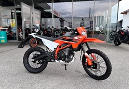 Neumotorrad KTM 125 Enduro R Neumotorrad KTM 125 Enduro R