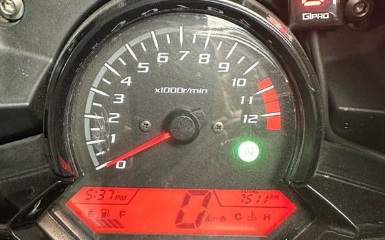 Gebrauchtmotorrad Honda CBR 300 R - Bild 5