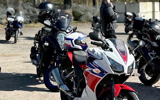 Gebrauchtmotorrad Honda CBR 300 R - Bild 8