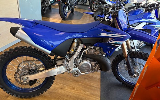Neufahrzeug Yamaha YZ 250 LC - Bild 2 Neufahrzeug Yamaha YZ 250 LC - Bild 2