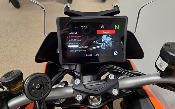 Gebrauchtmotorrad KTM 1290 Super Duke GT - Bild 5