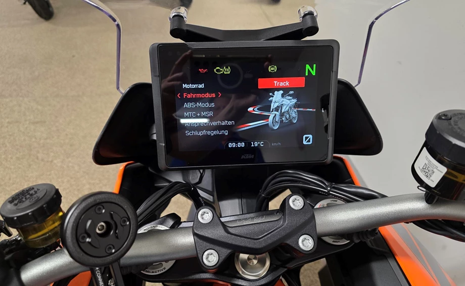 Angebot KTM 1290 Super Duke GT Bild 5: Angebot KTM 1290 Super Duke GT