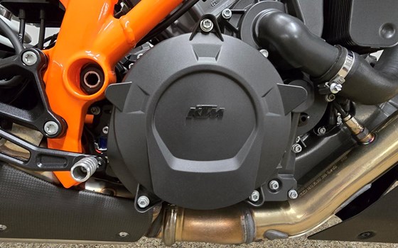 Gebrauchtmotorrad KTM 1290 Super Duke GT - Bild 8