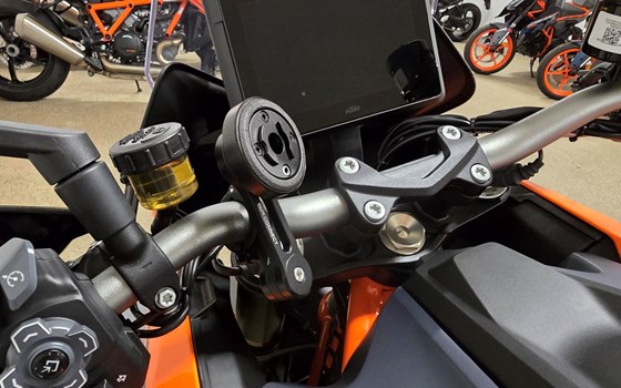 Gebrauchtmotorrad KTM 1290 Super Duke GT - Bild 3