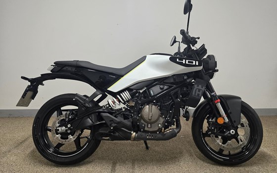 Gebrauchtmotorrad Husqvarna Vitpilen 401 - Bild 1