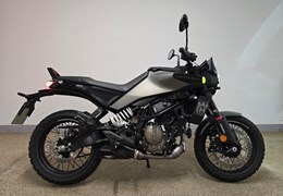Gebrauchte Husqvarna Svartpilen 125