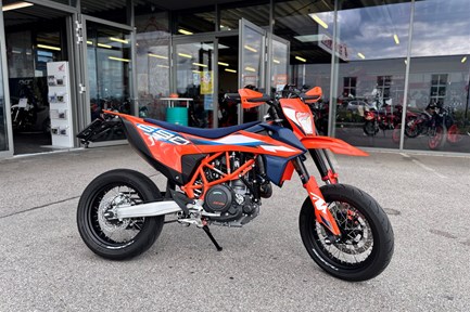 KTM 690 SMC R