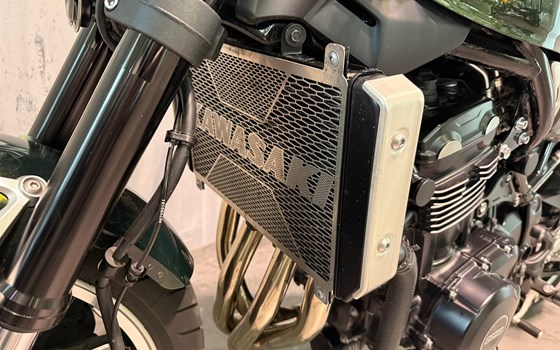 Gebrauchtmotorrad Kawasaki Z900 RS - Bild 3
