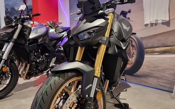 Gebrauchtmotorrad Honda CB1000 Hornet SP - Bild 3