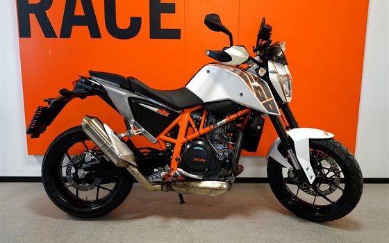 Gebrauchtmotorrad KTM 690 Duke - Bild 3 Gebrauchtmotorrad KTM 690 Duke - Bild 3