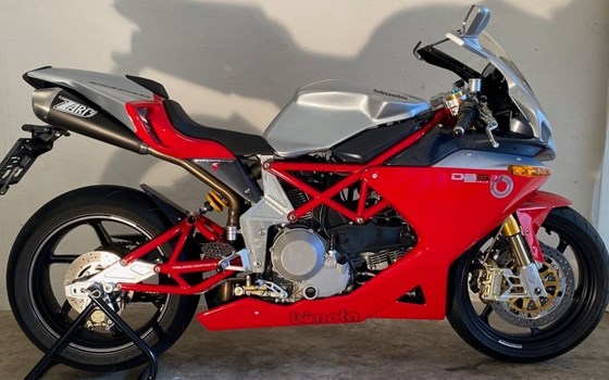 Gebrauchtmotorrad Bimota DB 5 Mille - Bild 2 Gebrauchtmotorrad Bimota DB 5 Mille - Bild 2