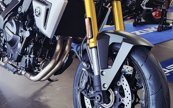 Neufahrzeug Suzuki GSX-8T - Bild 8