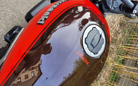 Motorrad Occasion Kawasaki Z650 RS 50th Anniversary - Bild 3