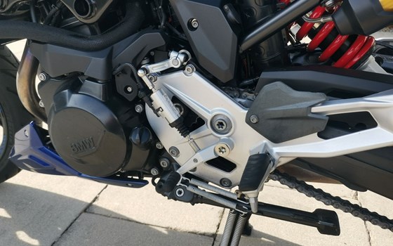 Gebrauchtmotorrad BMW F 900 R - Bild 8 Gebrauchtmotorrad BMW F 900 R - Bild 8