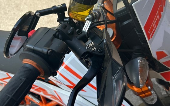 Gebrauchtmotorrad KTM 690 SMC R - Bild 4 Gebrauchtmotorrad KTM 690 SMC R - Bild 4