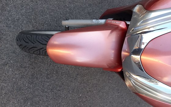 Gebrauchtmotorrad Honda SH125i - Bild 1 Gebrauchtmotorrad Honda SH125i - Bild 1