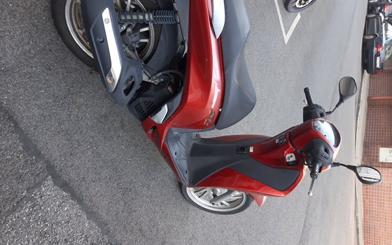 Gebrauchtmotorrad Honda SH125i - Bild 10