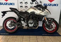 Neumotorrad Suzuki GSX-8S