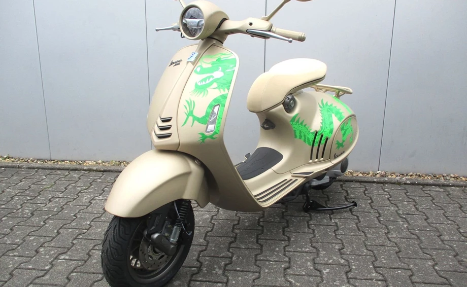 Angebot Vespa 946 Dragon Bild 2: Angebot Vespa 946 Dragon