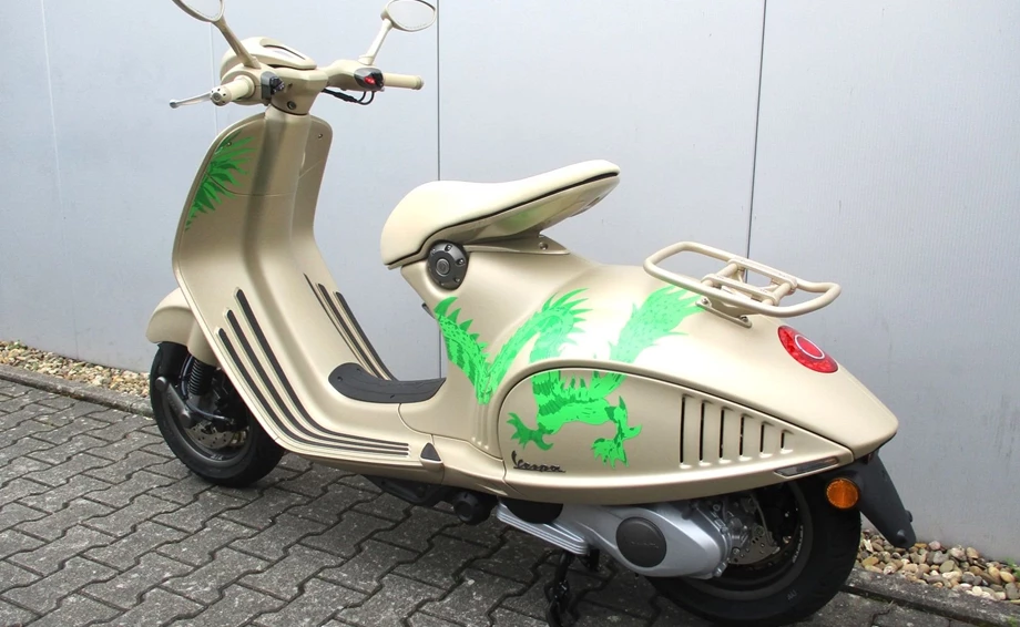 Angebot Vespa 946 Dragon Bild 5: Angebot Vespa 946 Dragon